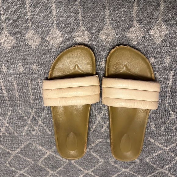 Beatrice Valenzuela Sandalia Pearl Size 10 - Picture 2 of 5